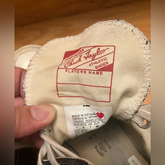 Converse Play CDG chucks. Size 7 for men / size 8 for women. - Picture 3 of 5